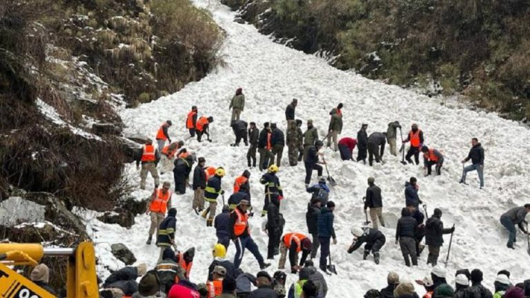 Deadly Avalanche Claims 10 Lives in Astore, Gilgit-Baltistan: Rescue Efforts Underway