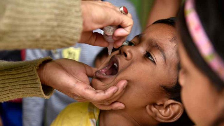 Donors Tighten Pressure as Pakistan Struggles to Reach Every Child in Polio Drive