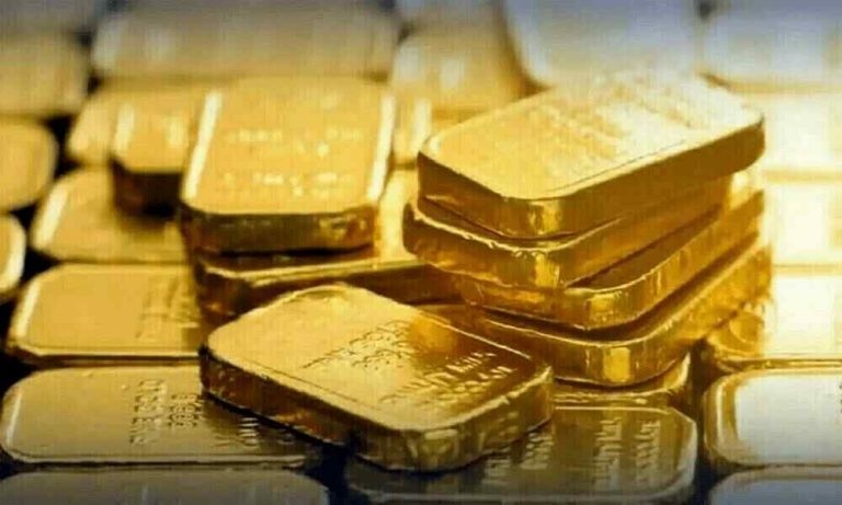 Gold Prices Slide by Rs1,100 per Tola in Local Market